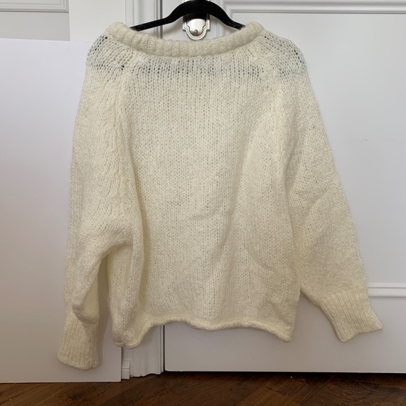 Zara Knit - Picture 3 of 3